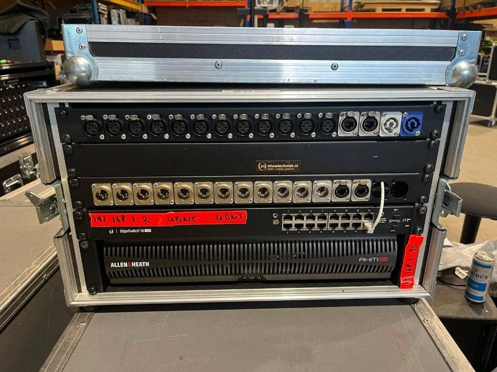 Allen & Heath AHM64 audio processor compleet met switch etc, Ophalen of Verzenden, Zo goed als nieuw, Zangmicrofoon, Allen & Heath