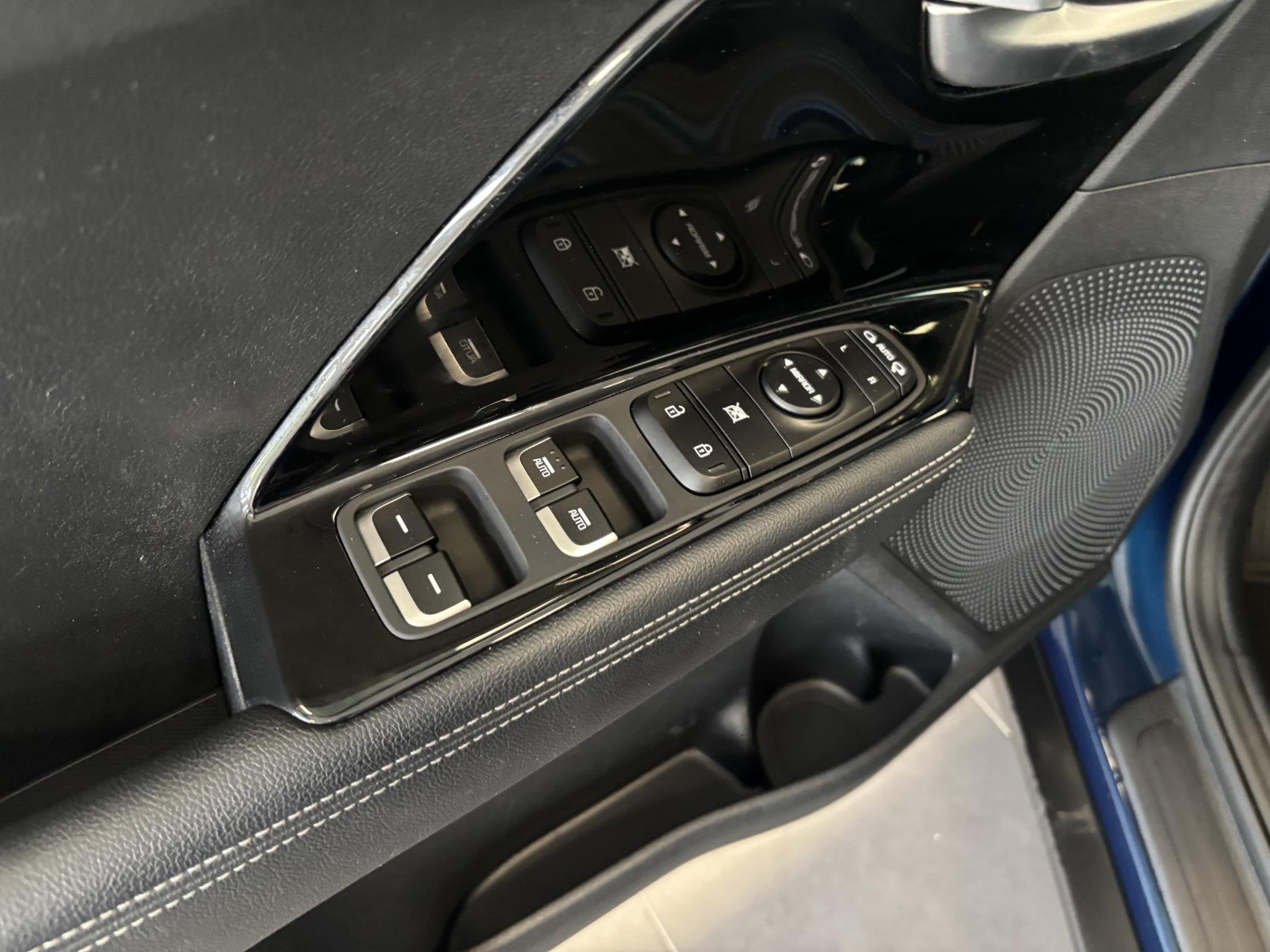 Kia Niro 1.6 GDi Hybrid DynamicLine, Auto's, Kia, Gebruikt, Euro 6, 2 kWh, Blauw
