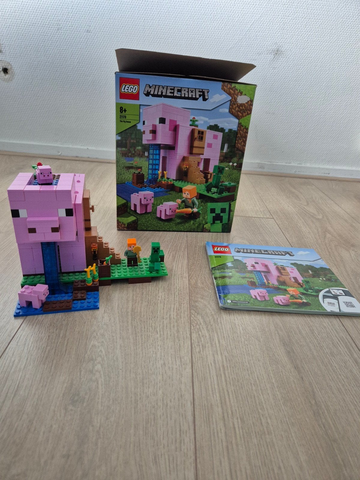 LEGO Minecraft Het Varkenshuis (21170), Ophalen of Verzenden, Zo goed als nieuw