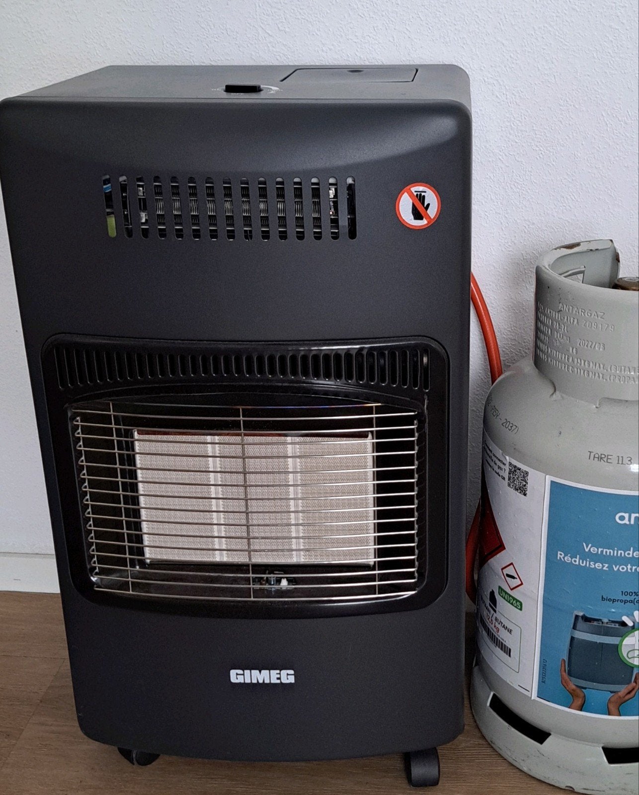 Gimeg gaskachel met Antargaz gasfles, Ophalen, 30 tot 80 cm, Gebruikt, Kachel