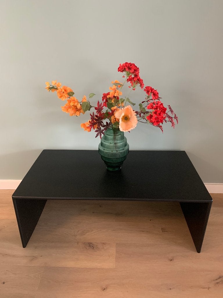 Moderne zwarte salontafel, Ophalen, Gebruikt, 100 tot 150 cm, 50 tot 100 cm