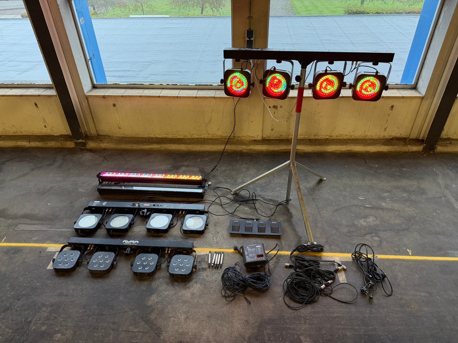 Complete DJ-lichtset met 3 partybars en 2 NJD IP-bars, Ophalen, Zo goed als nieuw, Overige typen, Overige