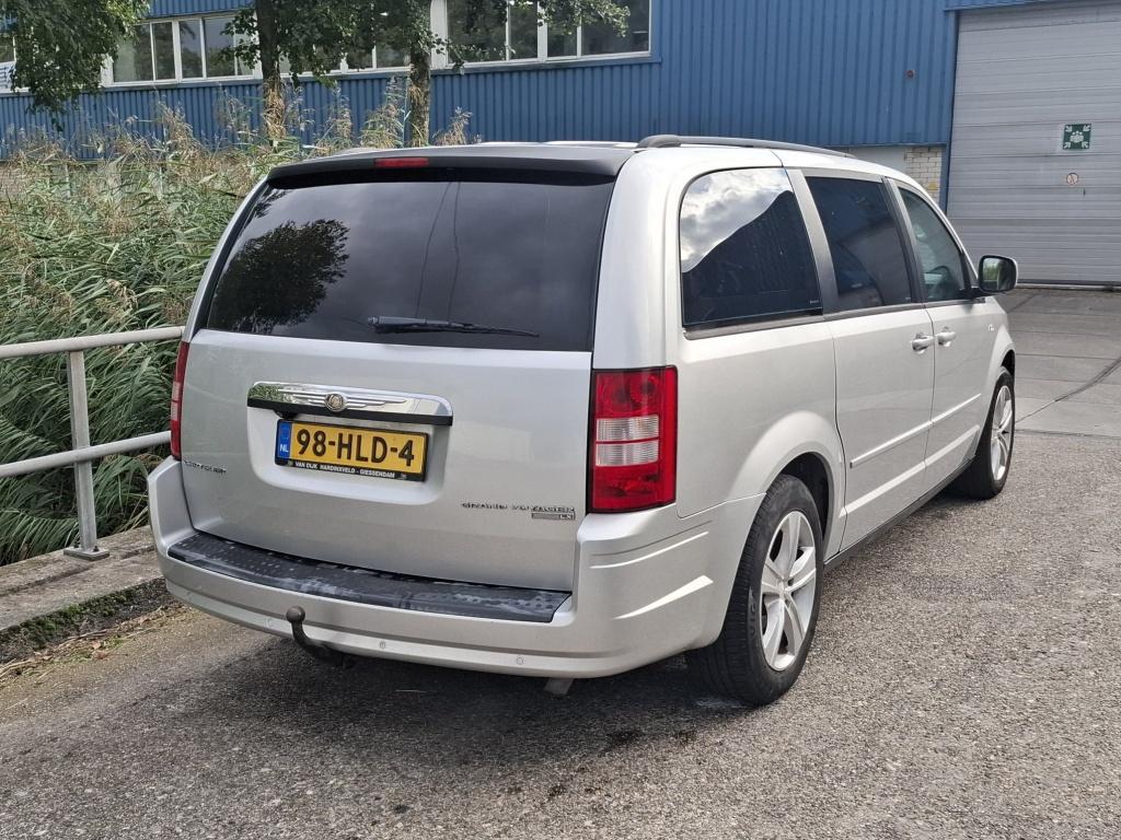 Chrysler Grand Voyager 3.8 V6 LX 7-Pers. ✅ Navi/Camera/Ac, Auto's, Chrysler, 450 kg, Gebruikt, Grand Voyager, 7 stoelen