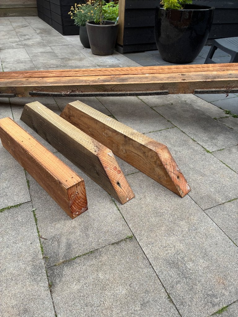 Lariks balken, Ophalen, 250 cm of meer, Balken