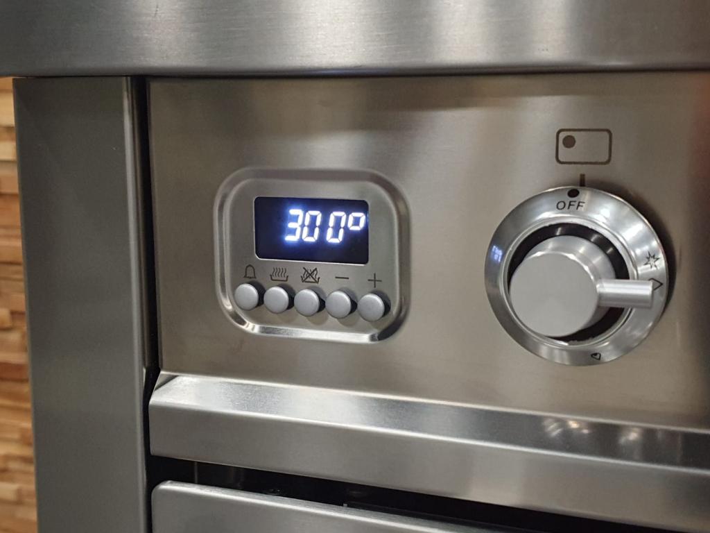 Luxe Boretti Fornuis 90cm rvs + rvs  300 oven 6 pits, Niet ingevuld, 60 cm of meer, Niet ingevuld, Ophalen of Verzenden