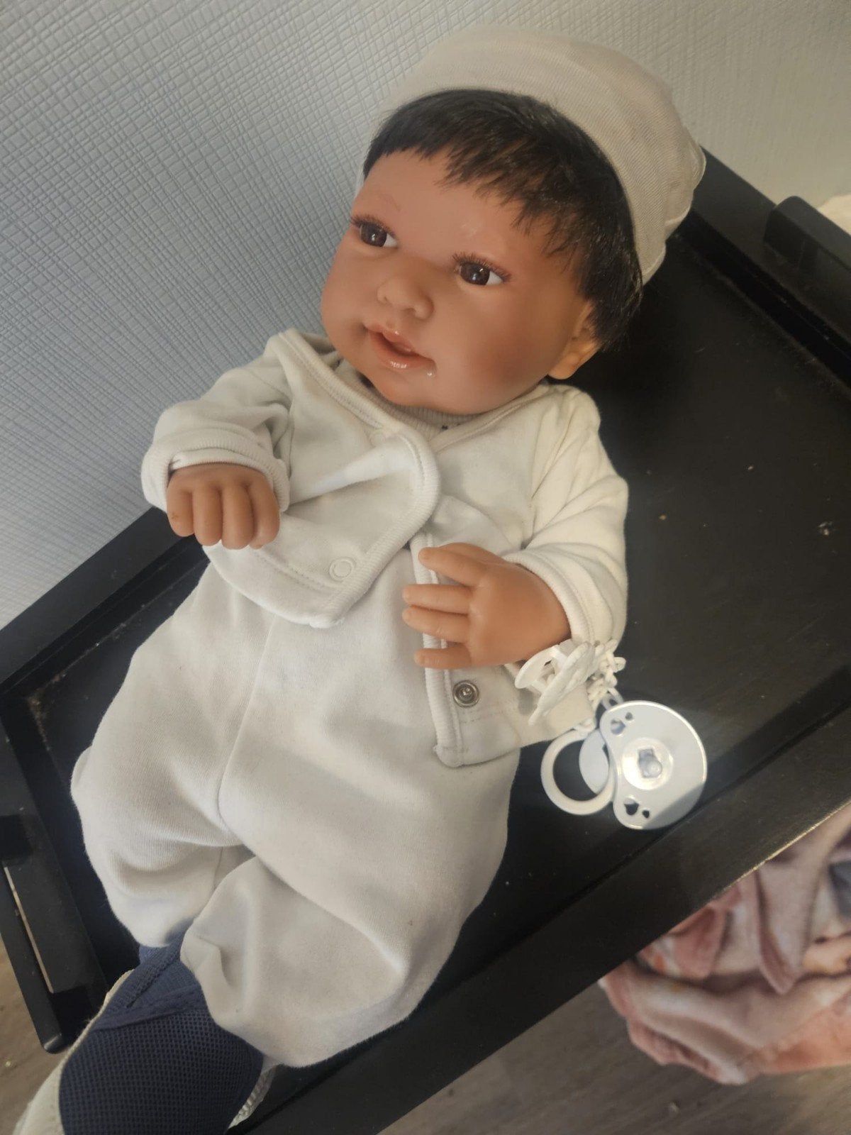Reborn babypop met kinderwagen en extra kleding, Ophalen, Gebruikt, Babypop