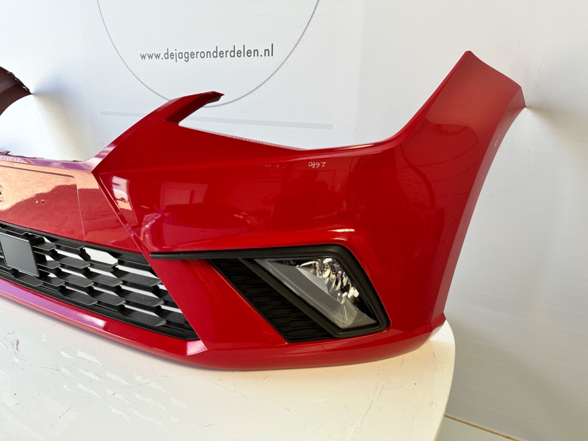 SEAT IBIZA FR 6F VOORBUMPER BUMPER 6F0807221D 2017, Gebruikt, Autovia A-2, Km 585 585
08760  Martorell, ES, Ophalen of Verzenden
