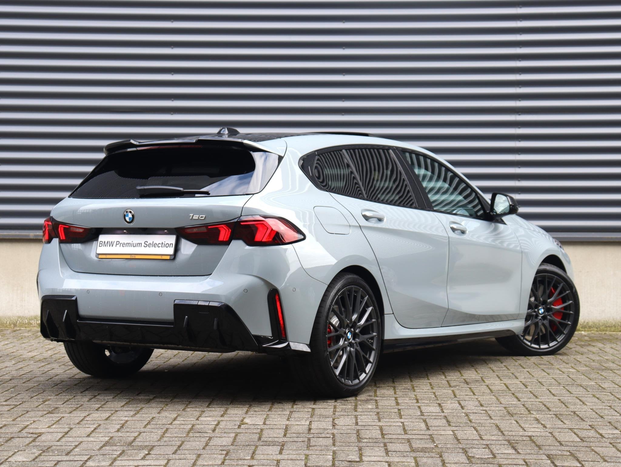 BMW 1 Serie 5-deurs 120 | M Sportpakket Pro | Panodak | Head, Met garantie (alle), Origineel Nederlands, Bedrijf, 3 cilinders