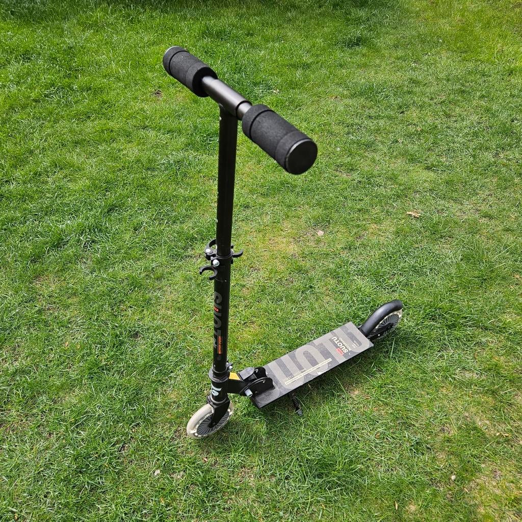 Suotu ROCKROAD Step Zwart Lichtgewicht 2 Wielen, Ophalen of Verzenden, Gebruikt, Gewone step, Suotu