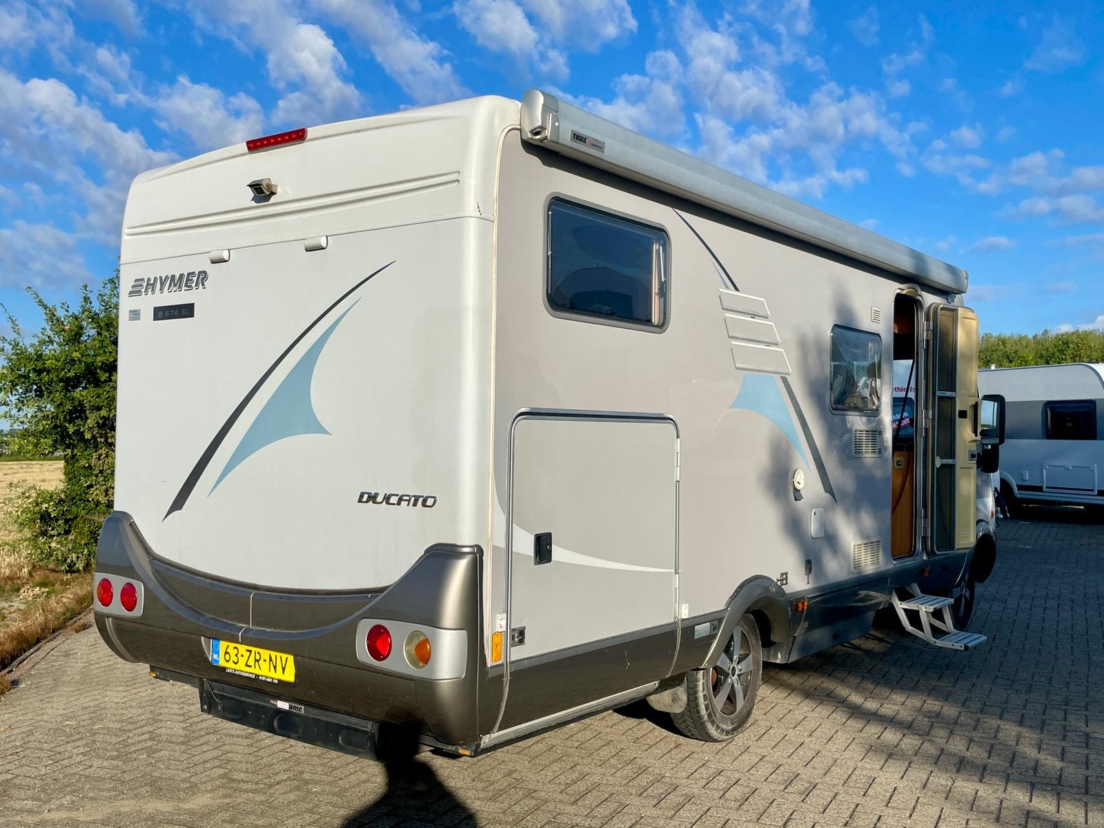 Hymer B674 Enkele bedden/XXL Garage/TOPSTAAT/SOLAR/2x accu, Integraal, Standaard zit, Ringverwarming, Fiat