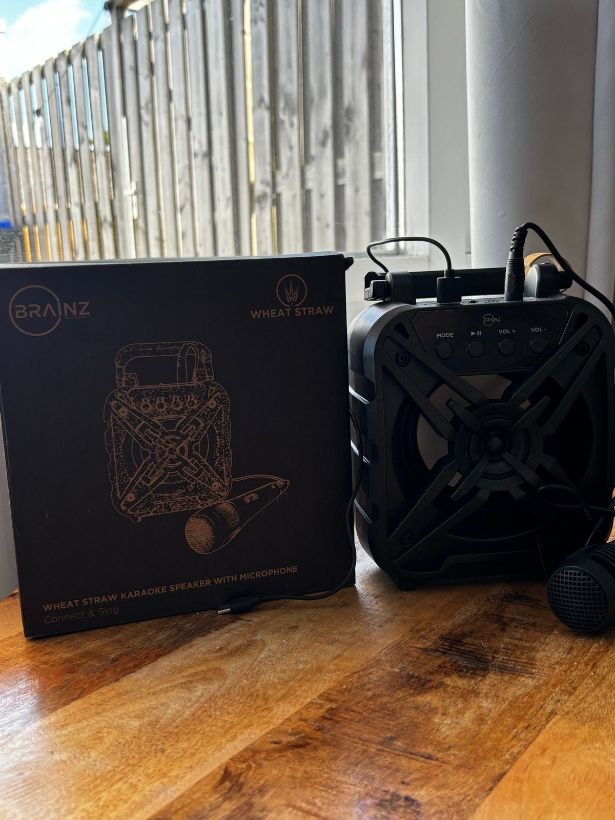 Brainz Wheat Straw Karaoke Speaker met Microfoon, Audio, Tv en Foto, Karaoke-apparatuur, Ophalen of Verzenden, Nieuw, Complete set