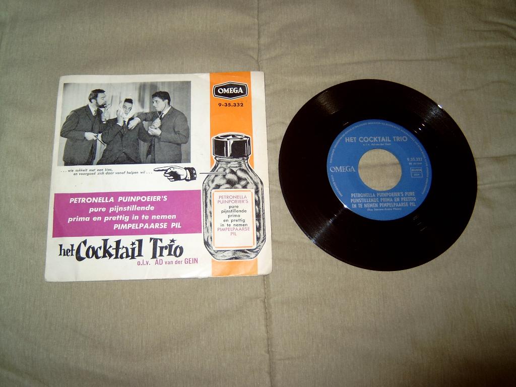 12 diverse Nederlandstalige singles te koop (32), Ophalen of Verzenden, Gebruikt, 7 inch, Overige genres