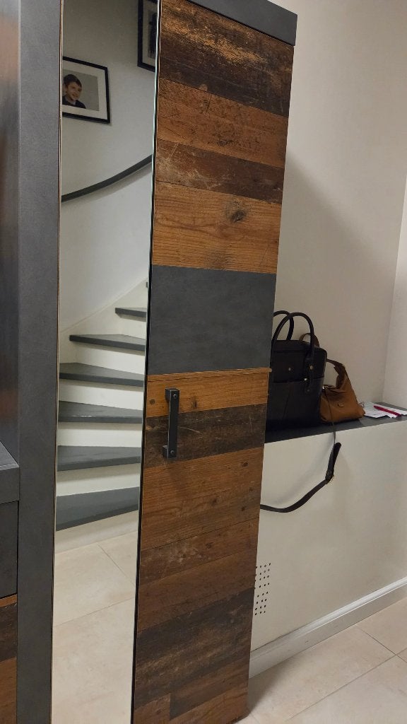 Cooridor furniture / shoe box in perfect condition, Ophalen