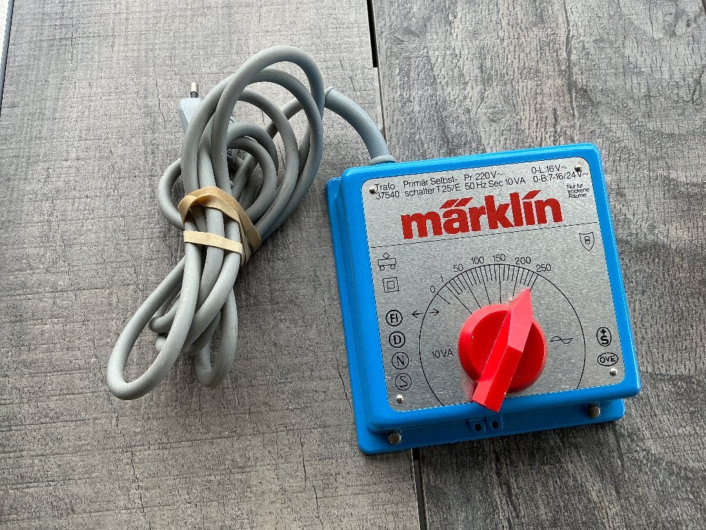 Marklin trafo 10 va, Hobby en Vrije tijd, Wisselstroom, Wagon, Ophalen of Verzenden, Zo goed als nieuw