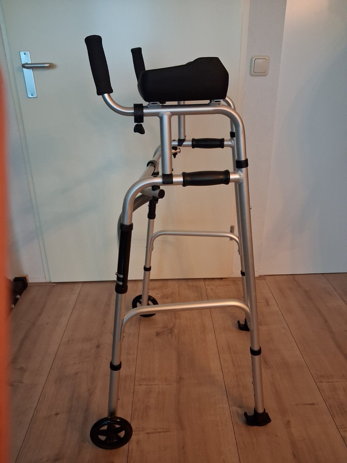 NIEUW Vevor looprek voor senioren, Ophalen, In hoogte verstelbaar, Nieuw