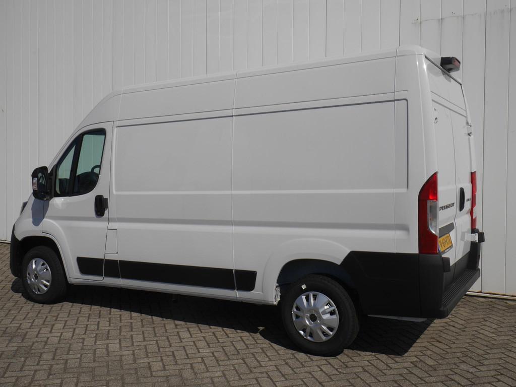 Peugeot Boxer 2.2 BlueHDi L2H2 3.0t 120 Pk | 2-Zits | Cruise, Voorwielaandrijving, Stof, Gebruikt, Euro 6