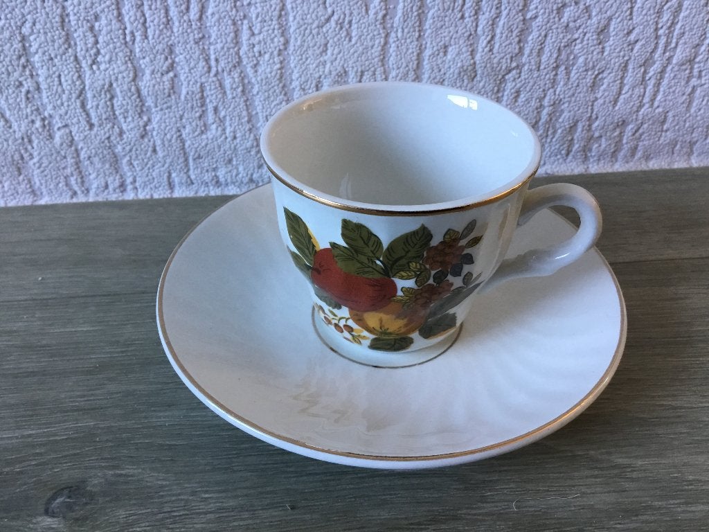 Klein oud kop met schoteltje, Gebruikt, Overige merken, Ophalen of Verzenden, Overige stijlen