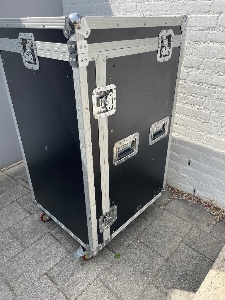 19 inch flight case rack met apparatuur, Ophalen, Gebruikt, Overige instrumenten, Flightcase