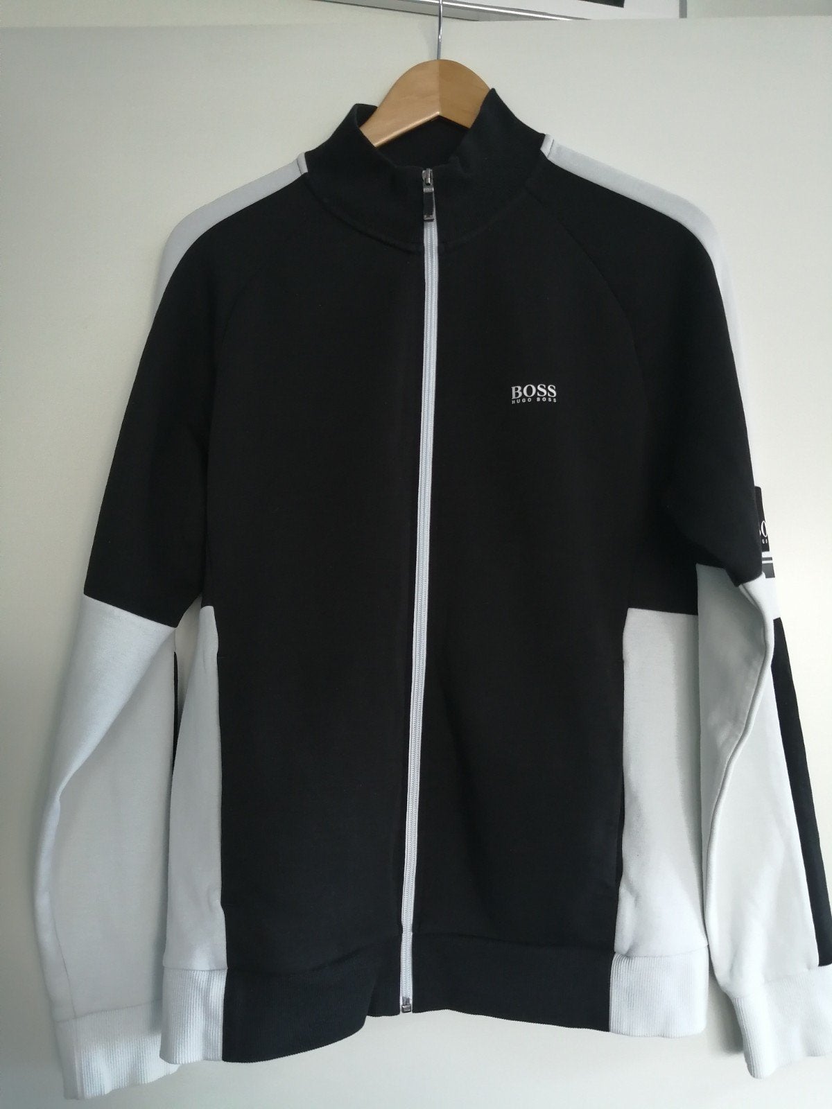 BOSS Hugo Boss Trainingsjack Zwart/Wit Maat S, Kleding | Heren, Zwart, Ophalen of Verzenden, Gedragen, BOSS Hugo Boss