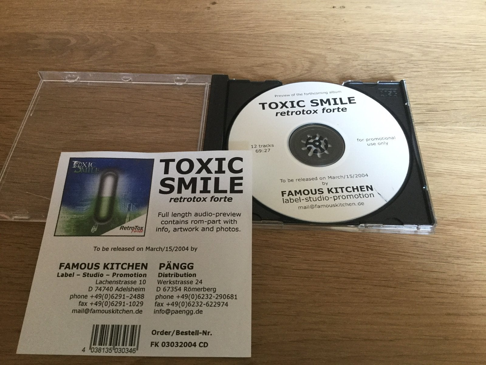 Toxic Smile-Retrotox forte. Zeer gewilde sampler promotion., Ophalen of Verzenden, Zo goed als nieuw