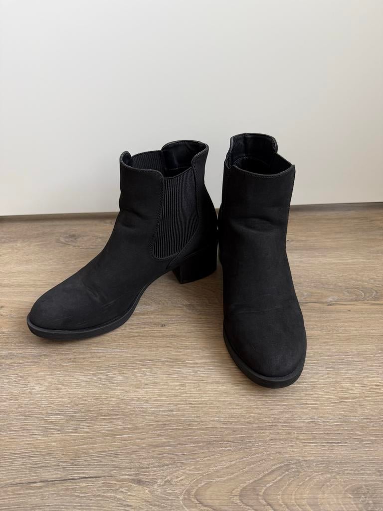 Zwarte enkellaarsjes maat 39 Anna Field, Kleding | Dames, Schoenen, Ophalen, Zo goed als nieuw, Zwart, Lage of Enkellaarzen