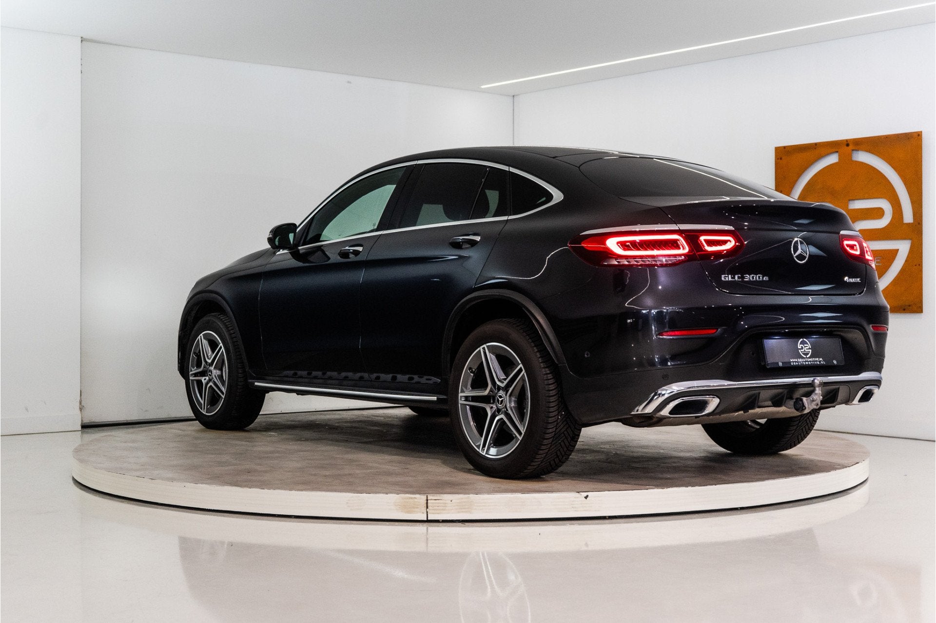 Mercedes-Benz GLC Coupé 300e 4MATIC Premium+ AMG 320PK | Pa, Automaat, Gebruikt, 4 cilinders, 320 pk