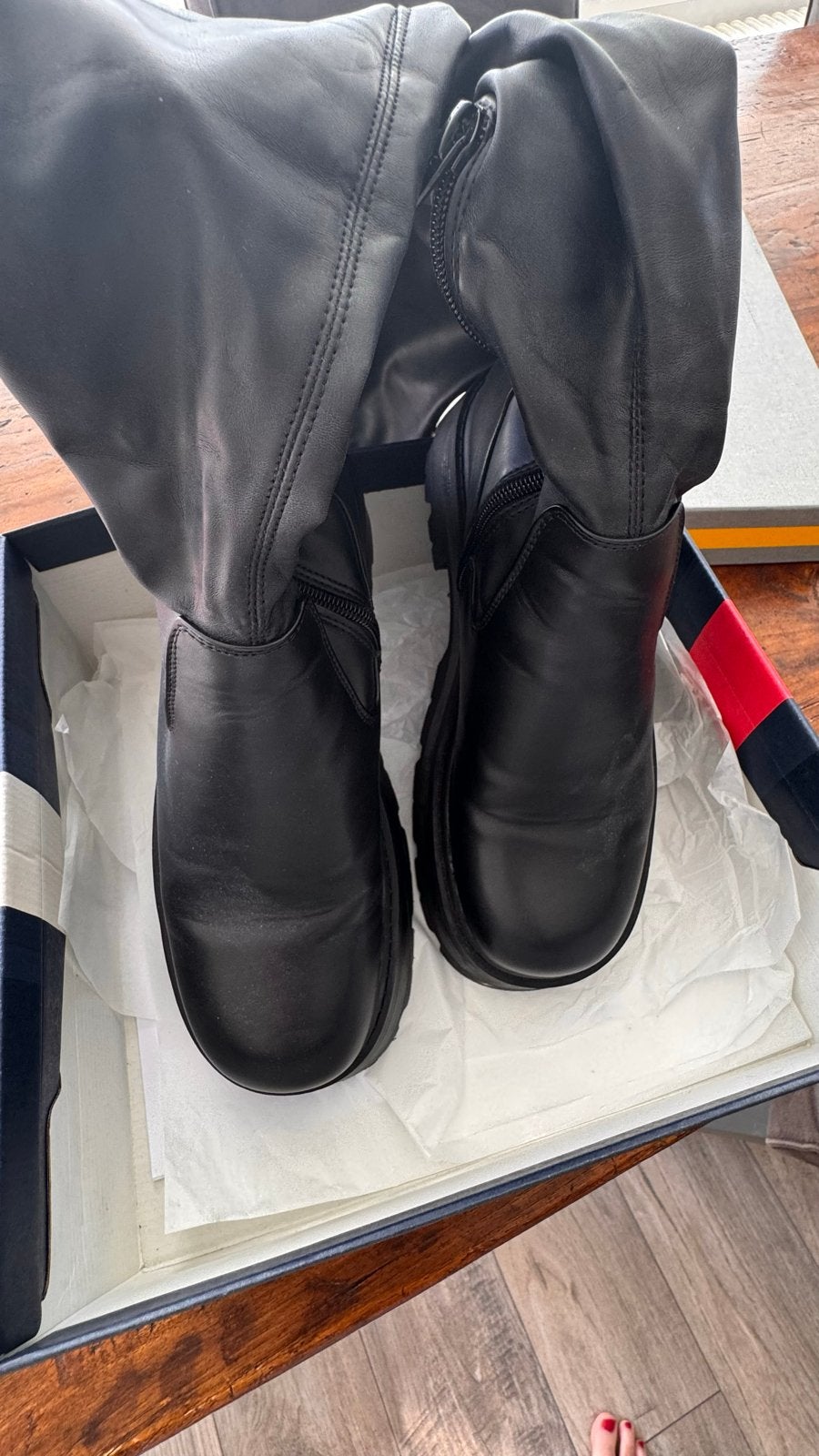 Pull&Bear overknee laarzen / chunky platform boots - Maat 39, Kleding | Dames, Hoge laarzen, Zwart, Ophalen of Verzenden, Gedragen