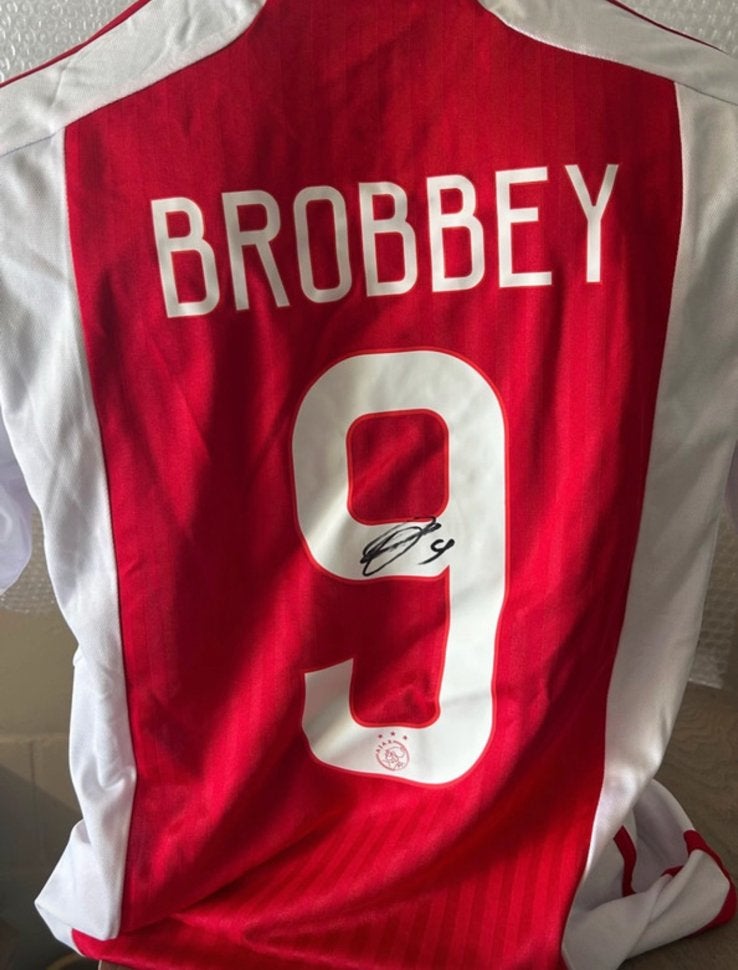 Gesigneerd origineel Ajax shirt Brobbey maat M, Maat M, Verzenden, Nieuw, Shirt