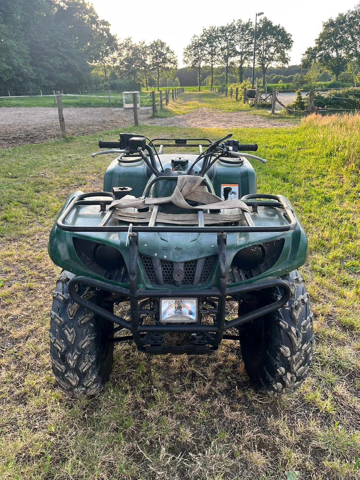 Kapotte Yamaha Grizzly quad