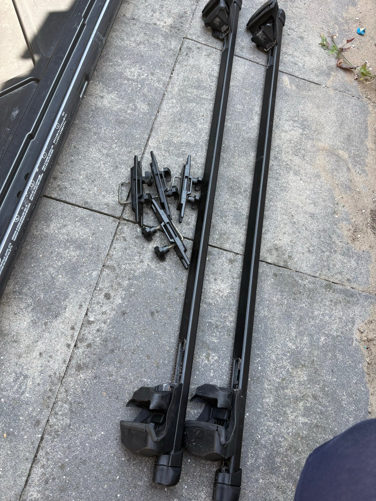 Complete set Thule dakdragers, Auto diversen, Dakkoffers, Ophalen, Gebruikt