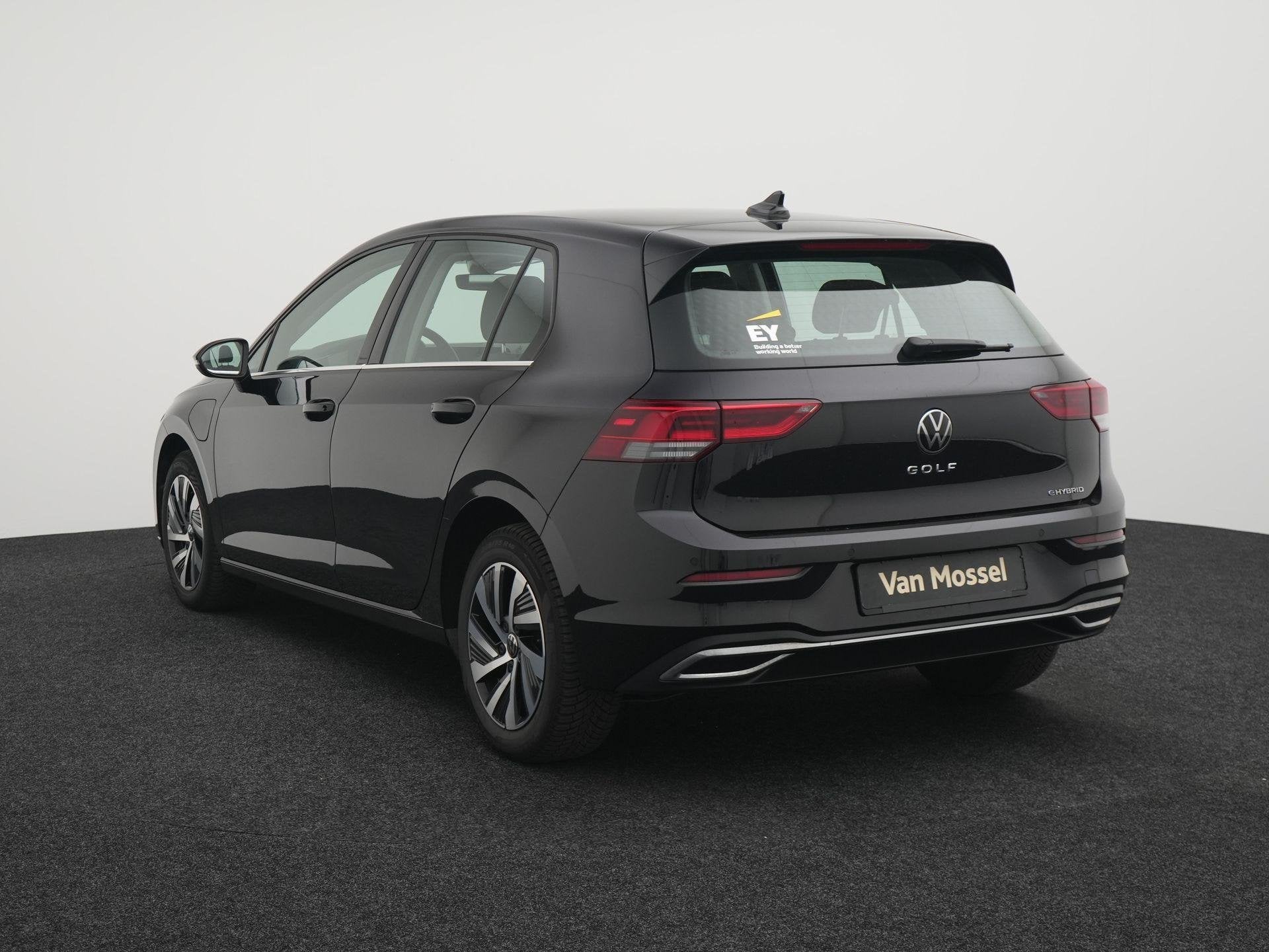 Volkswagen Golf 1.4 eHybrid Style | Apple/Android Play | Cam, 12 maanden, Gebruikt, 4 cilinders, Zwart