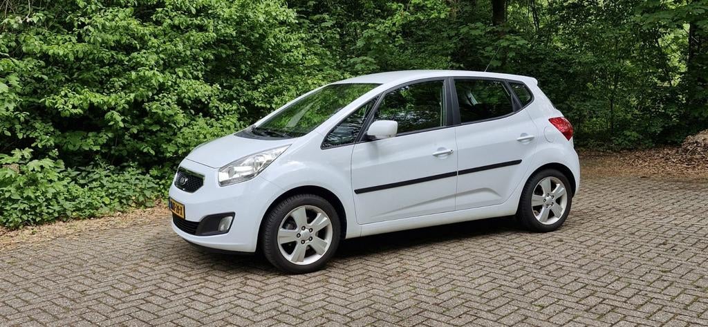 Kia Venga 1.6 Cvvt 2013 Wit, Voorwielaandrijving, Euro 5, 1591 cc, 4 cilinders