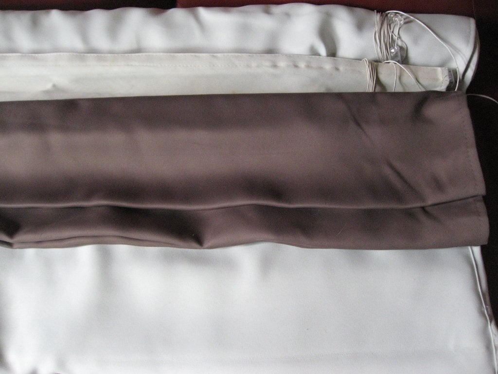 4 verduisteringsgordijnen met bevestigingsmateriaal !!, Huis en Inrichting, Ophalen, Gebruikt, 50 tot 100 cm, 150 tot 200 cm