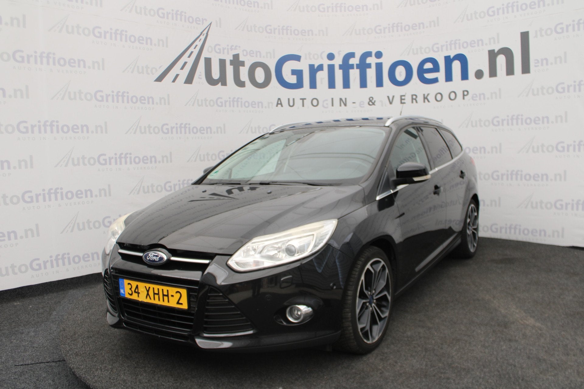 Ford FOCUS Wagon 1.6 EcoBoost Lease Titanium keurige station, Gebruikt, 4 cilinders, 150 pk, Zwart