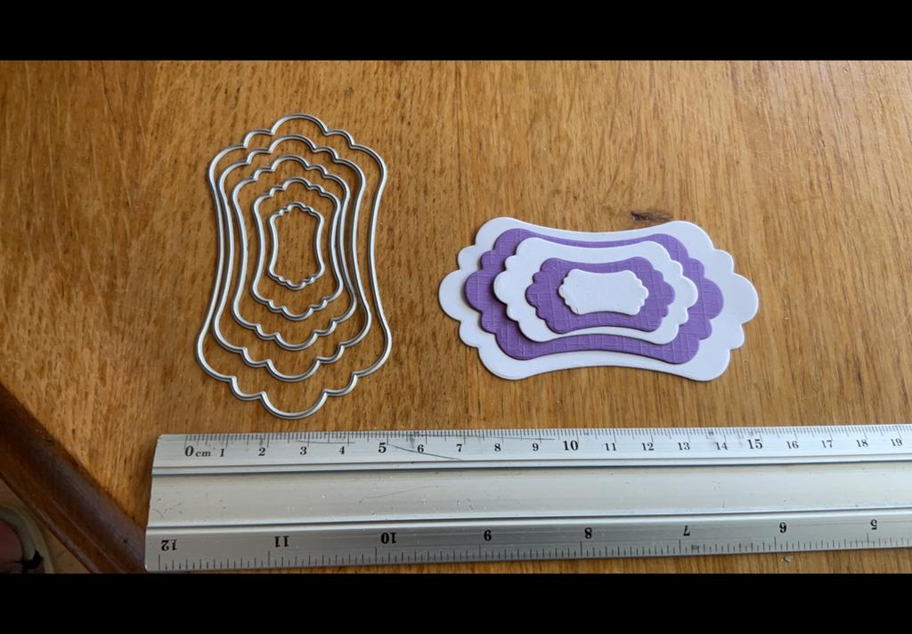 Snijmal set 5 delig labels 1212, Hobby en Vrije tijd, Ophalen of Verzenden, Zo goed als nieuw, Kerst, Pons of Mal
