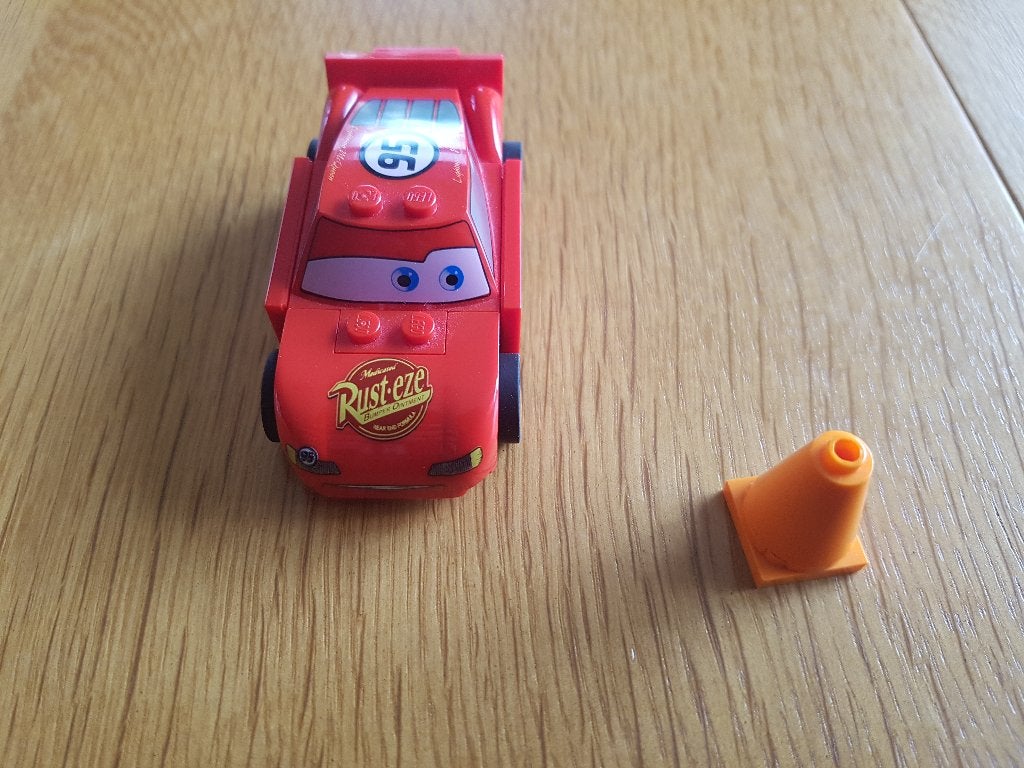 Lego Nr. 8200 Cars 2 Radiator Springs Bliksem McQueen, Inclusief instructies, Lego, Ophalen of Verzenden, Zo goed als nieuw