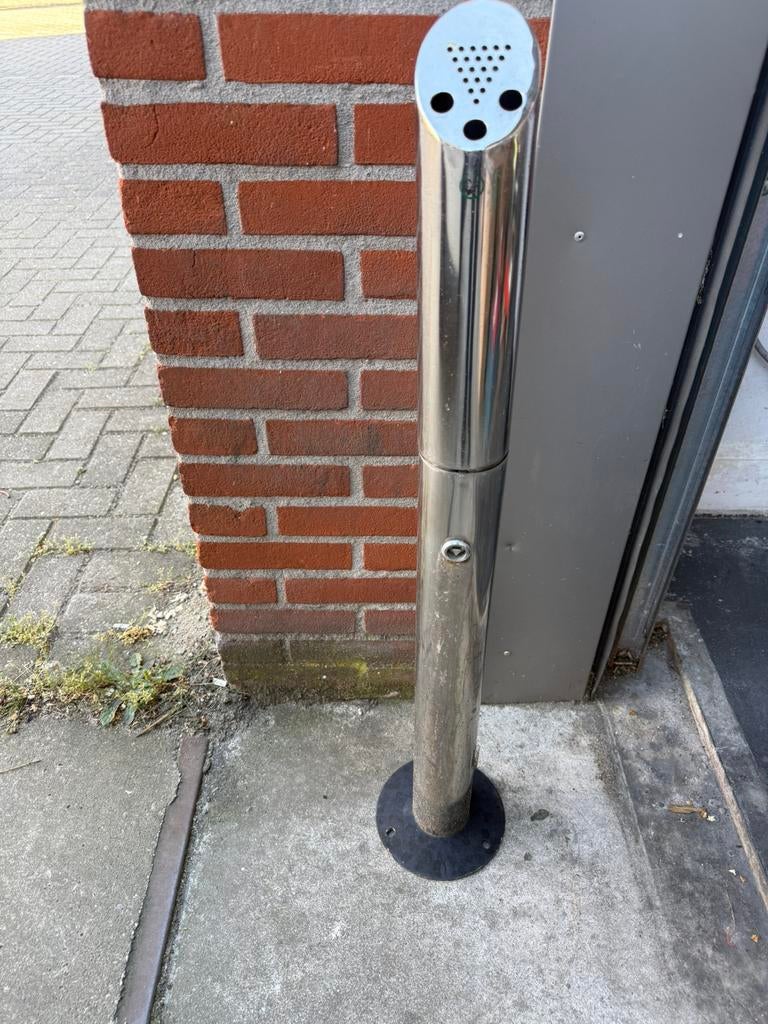 Sigaretten zuil peukenzuil aluminium  te koop, Ophalen, Zo goed als nieuw