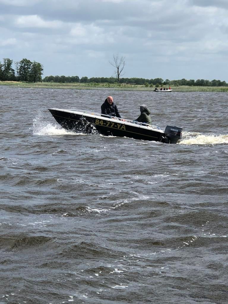 Yamarin 410 big fish met Pega trailer en Yamaha 25 pk, Watersport en Boten, Ophalen, 10 tot 30 pk, Gebruikt, 3 tot 6 meter