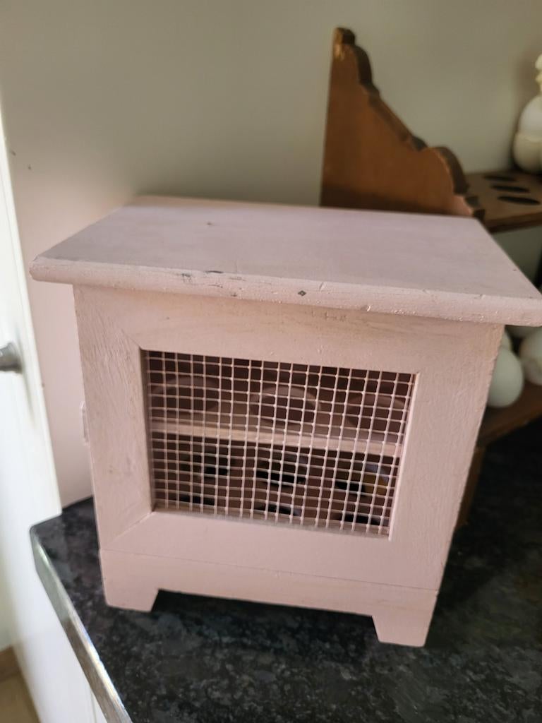 Vintage eierrekje / eierkastje - roze hout, Antiek en Kunst, Ophalen of Verzenden