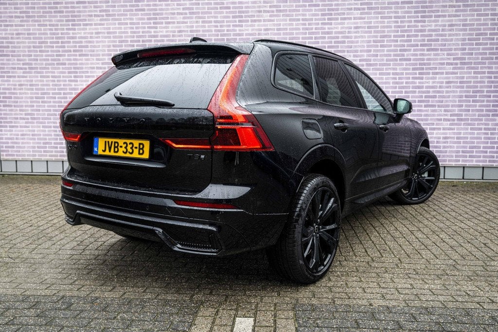 Volvo XC60 2.0 T8 Plug-in hybrid AWD Plus Black Edition | Fa, Auto's, Volvo, 12 maanden, Gebruikt, Euro 6, 4 cilinders