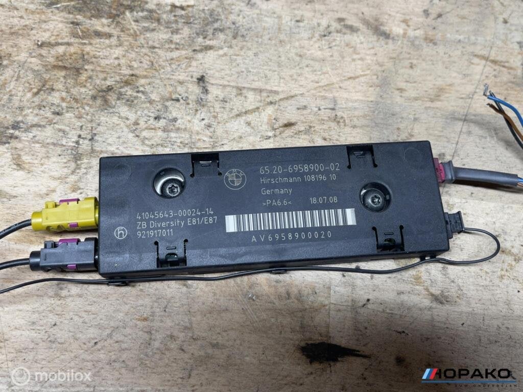 Antenne versterker BMW 1 serie E81 E87 6520695890002, Gebruikt, Einsteinlaan 5 rijswijk, Bmw, Ophalen of Verzenden
