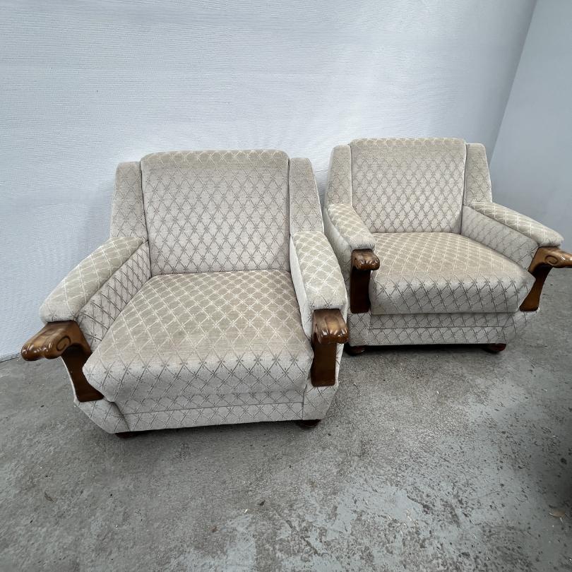 Vintage fauteuil  houten details, velour - ruitjespatroon 4x, Ophalen, Midcentury, klassiek, Gebruikt, Onbekend