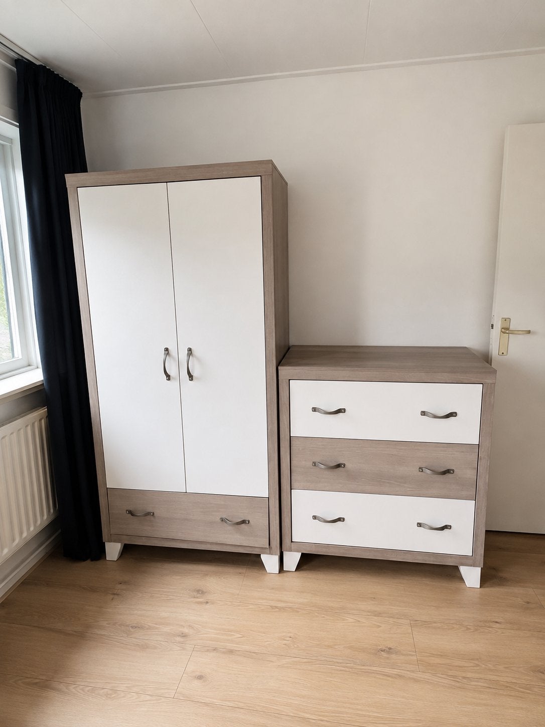 Mooie baby/kinderkamer set – kledingkast + commode, Ophalen, 50 tot 70 cm, 105 cm of meer, 100 cm of meer