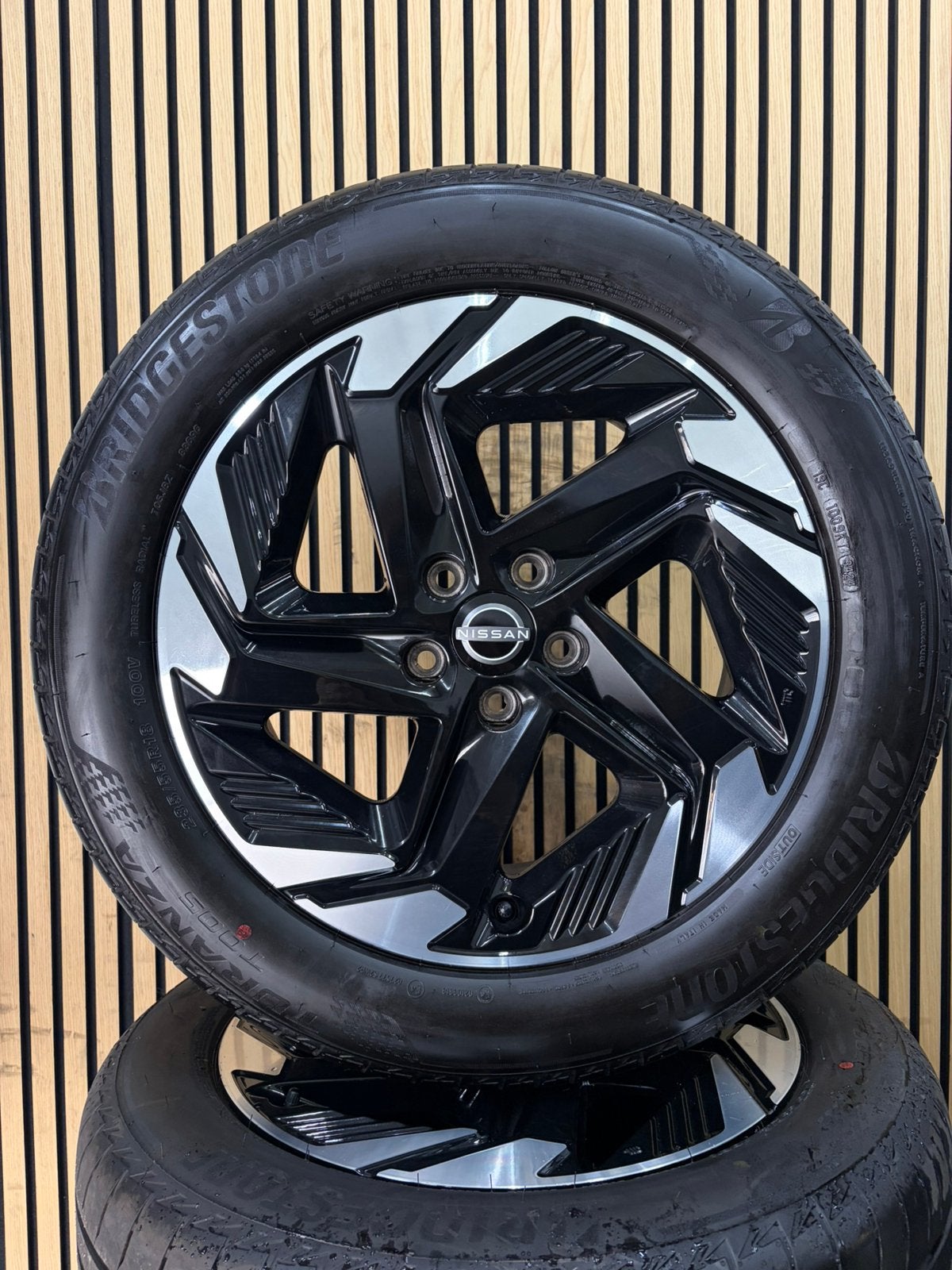 Originele 18” Nissan Qashqai Zomerbanden Zomerset, Auto-onderdelen, 18 inch, Gebruikt, ., Banden en Velgen