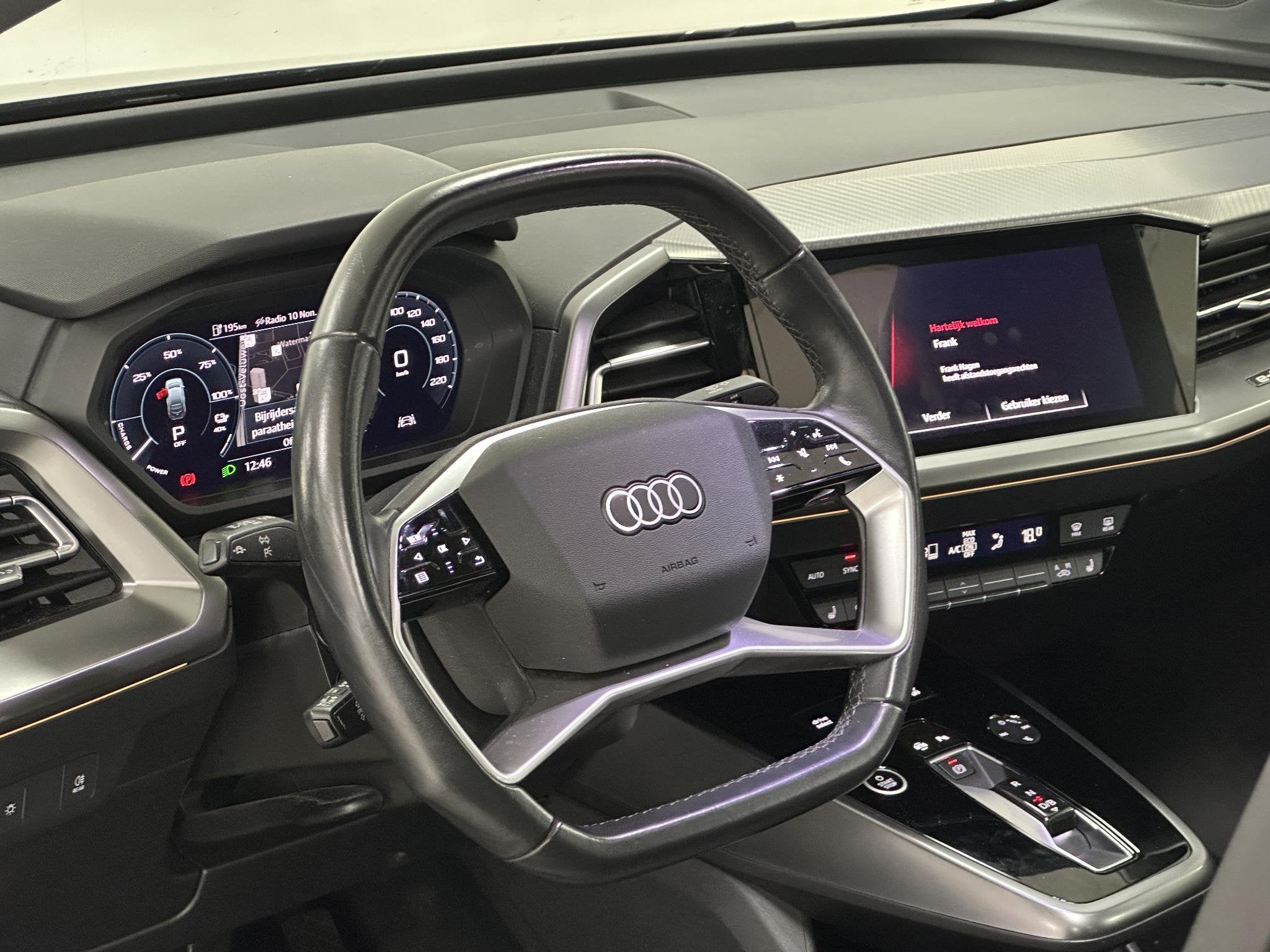 Audi Q4 Sportback e-tron 40 S edition 77 kWh | SOH 89% | ELE, Auto's, Achterwielaandrijving, Gebruikt, Met garantie (alle), Zwart