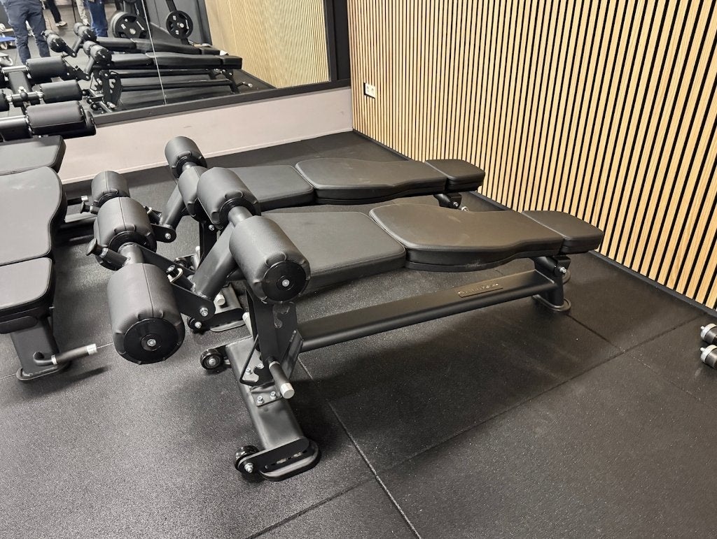 Professionele Decline Bench –Fitnessbank / Buikspier bankje, Ophalen, Krachtstation, Benen, Zo goed als nieuw
