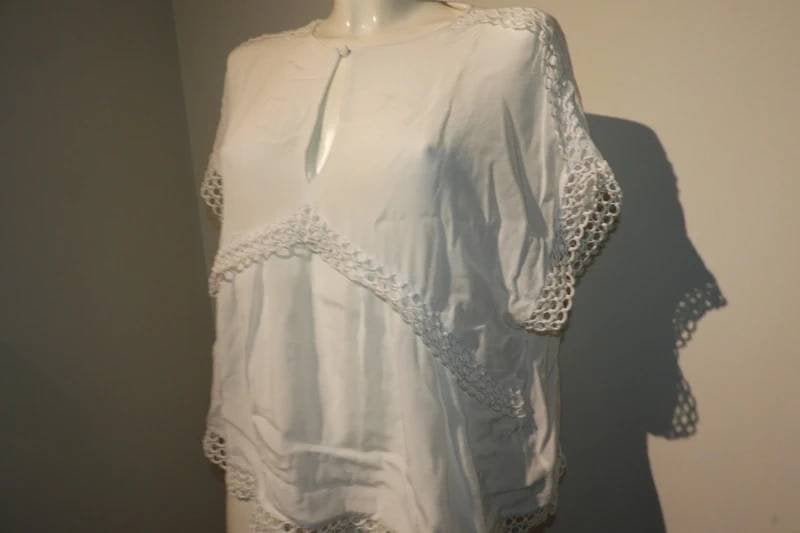 Iro mooie witte blouse top open werkjes afwerking 38, Kleding | Dames, Maat 38/40 (M), Verzenden, Wit, Korte mouw