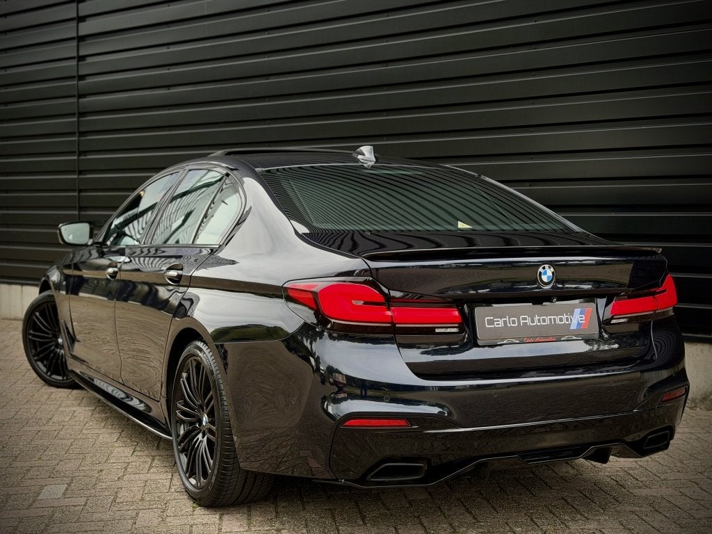 BMW 5 Serie 530i M-PERFORMANCE DAK|360|NAPPA|ACC|DHOEK, Gebruikt, Euro 6, 4 cilinders, Zwart