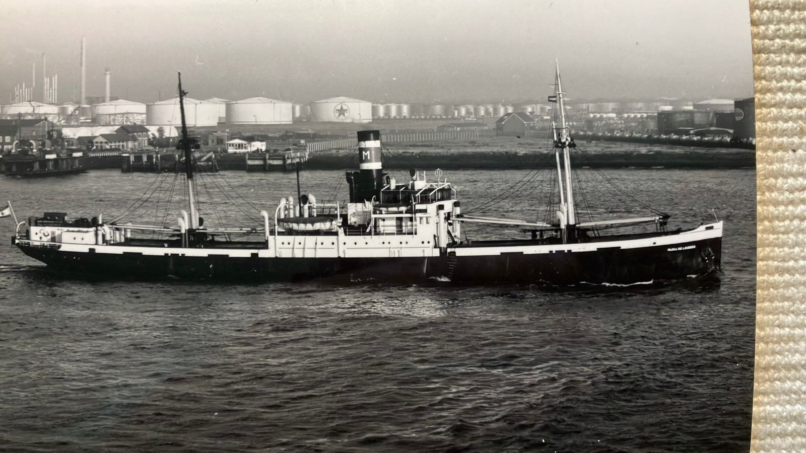 Vlaardingen Botlek veerpont  ex KNSM-schip  Juli 1960, Ophalen of Verzenden
