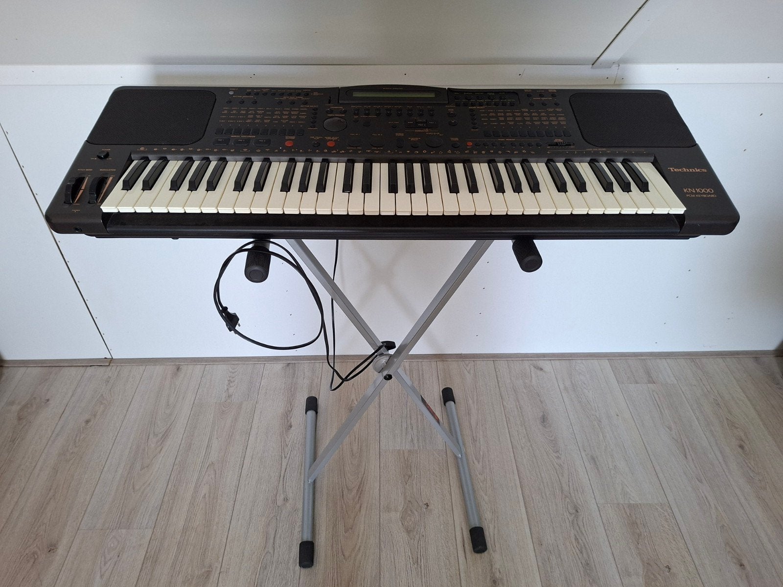 Keyboard Technics KN 1000, Muziek en Instrumenten, Ophalen, Met standaard, Technics, 61 toetsen